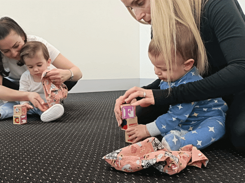 Shichida Australia, babies engage in hands-on learning that strengthens brain development, coordination, and bonding - all through play